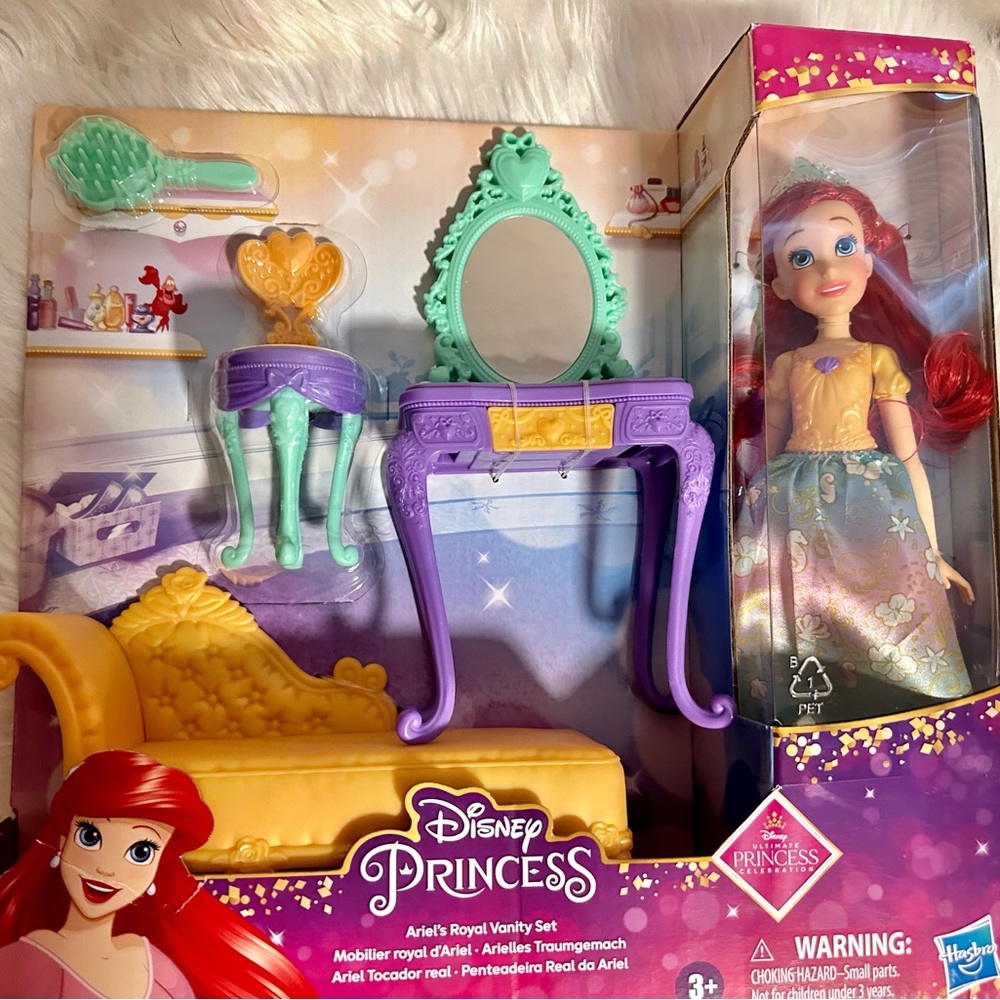 Ariel’s vanity set